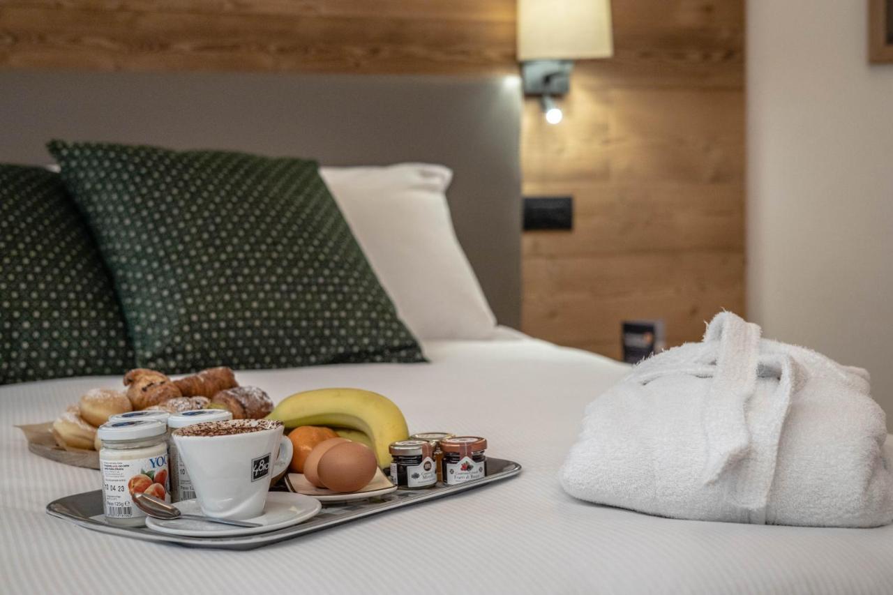 Les Plaisirs D'Antan Hotel Jovencan Kültér fotó