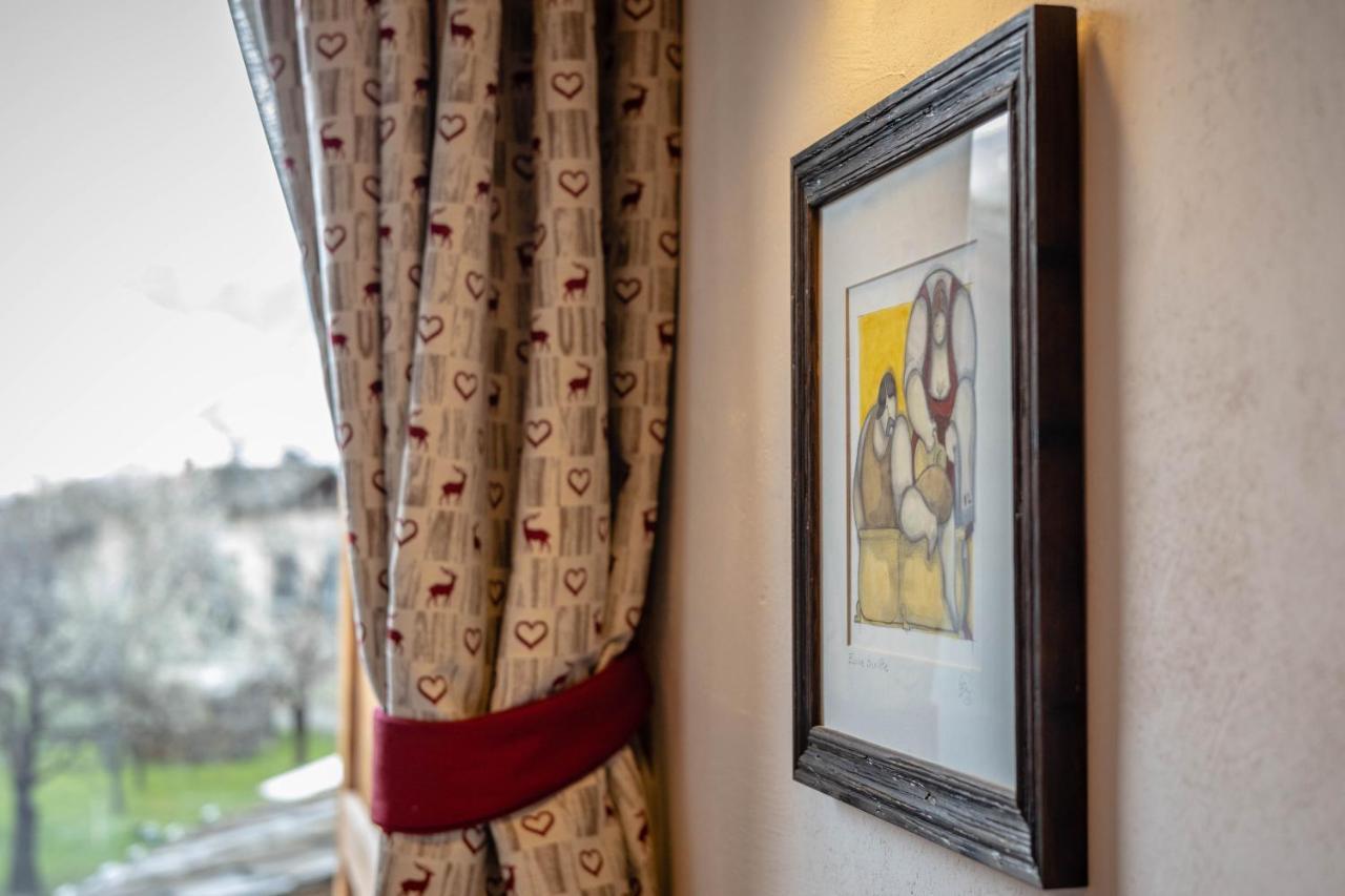 Les Plaisirs D'Antan Hotel Jovencan Kültér fotó